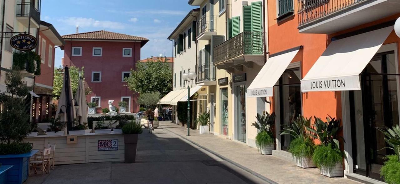 Stunning Apartment 300Mt By The Sea Forte Dei Marmi Buitenkant foto